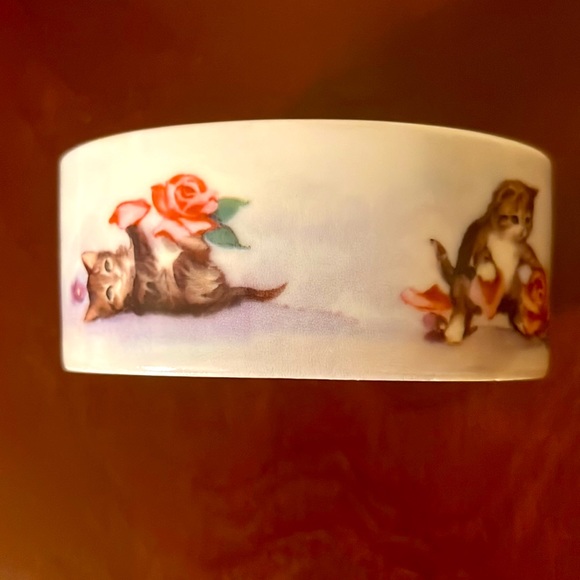 Ardleigh-Elliott. The Kitten and the Canary. By Coby Carlson. Music Box. #1358 A - Picture 4 of 11